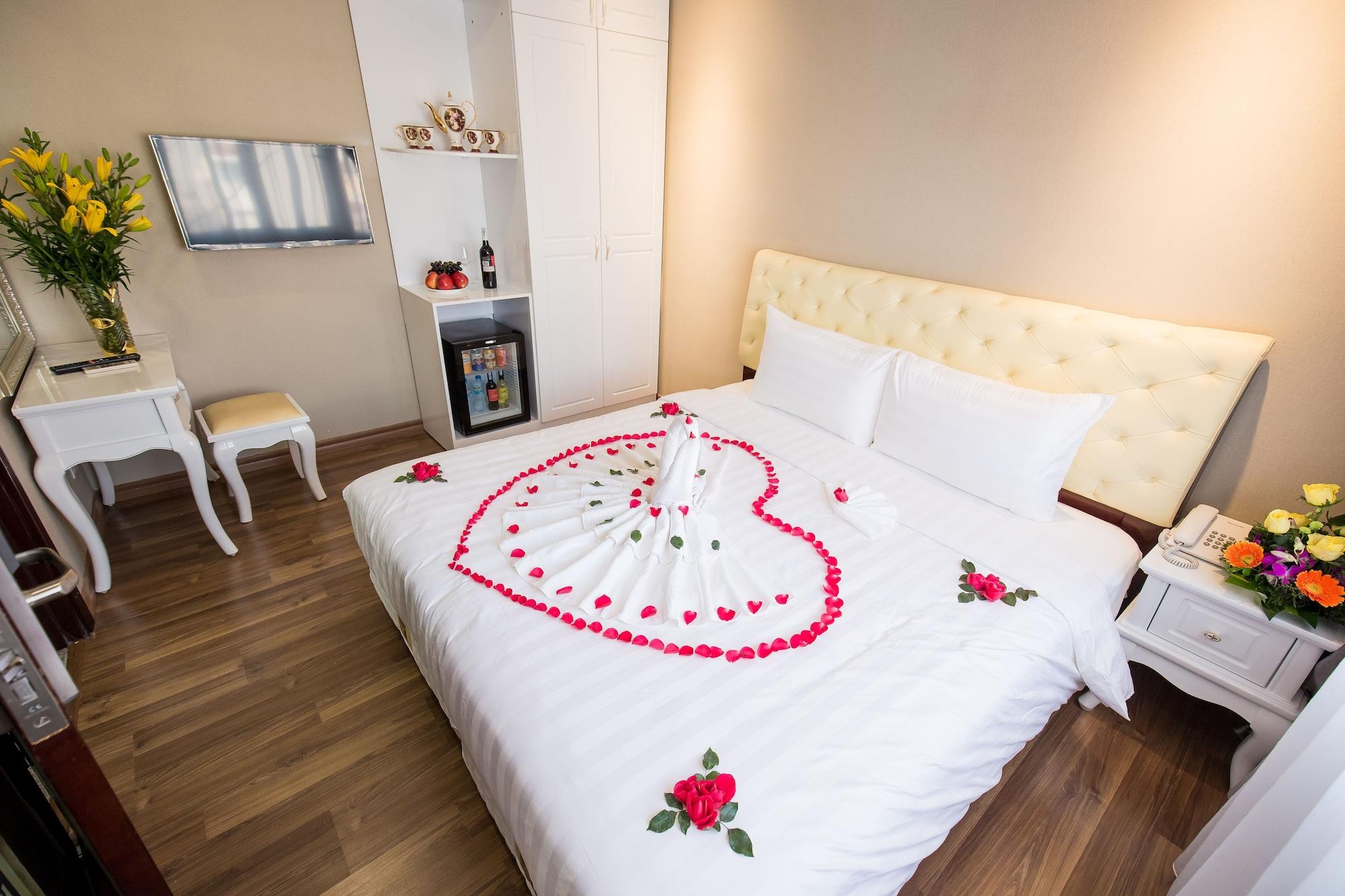 Little Hanoi Deluxe Hotel Экстерьер фото
