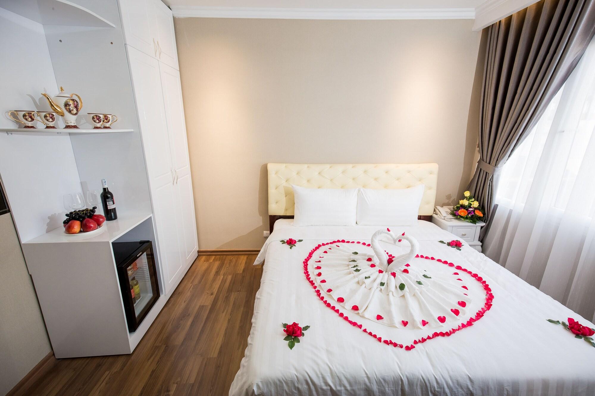 Little Hanoi Deluxe Hotel Экстерьер фото